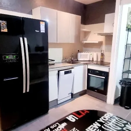 Large 37 M With Terrace Apartment Nice